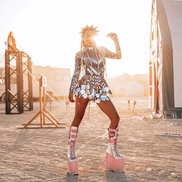 Der Venga Store bietet das ultimative Partykleid Erlebnis