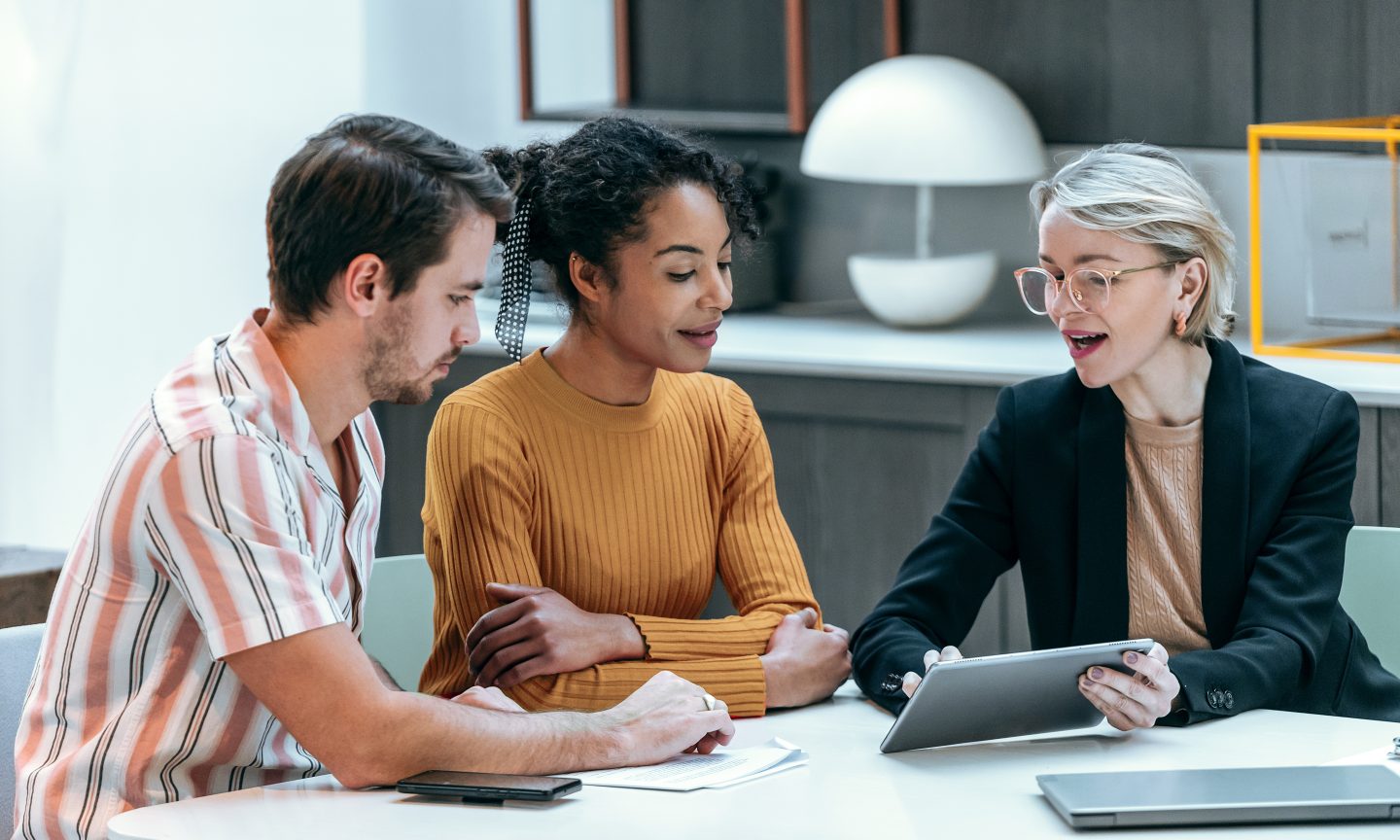 Wie ein Headhunter Unternehmen und Talente optimal verbindet