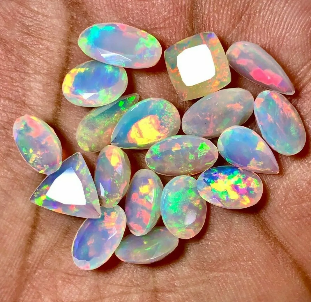 Die bunten „Flecken“ des Opals: Ein Einblick in seine Entstehung